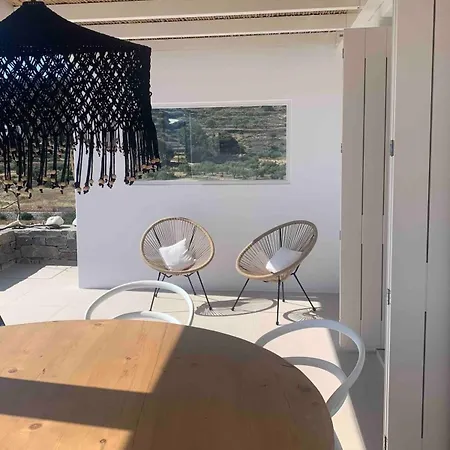 Villa Glaros *